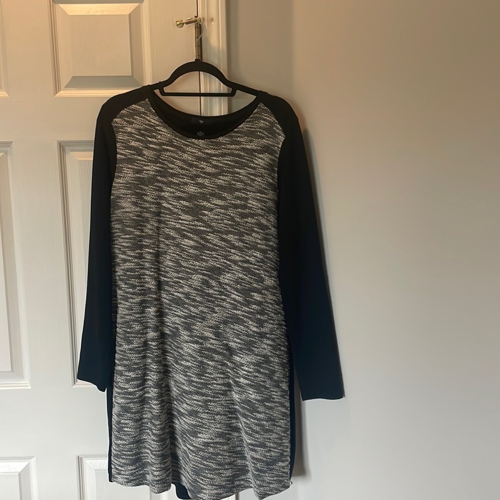 Black and Gray Gap Sweatshirt Dress Sz L